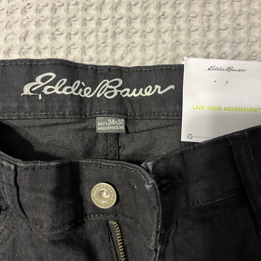 NWT Mens Eddie Bauer Jeans 34x32